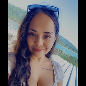 Meet your Posher, Tessa